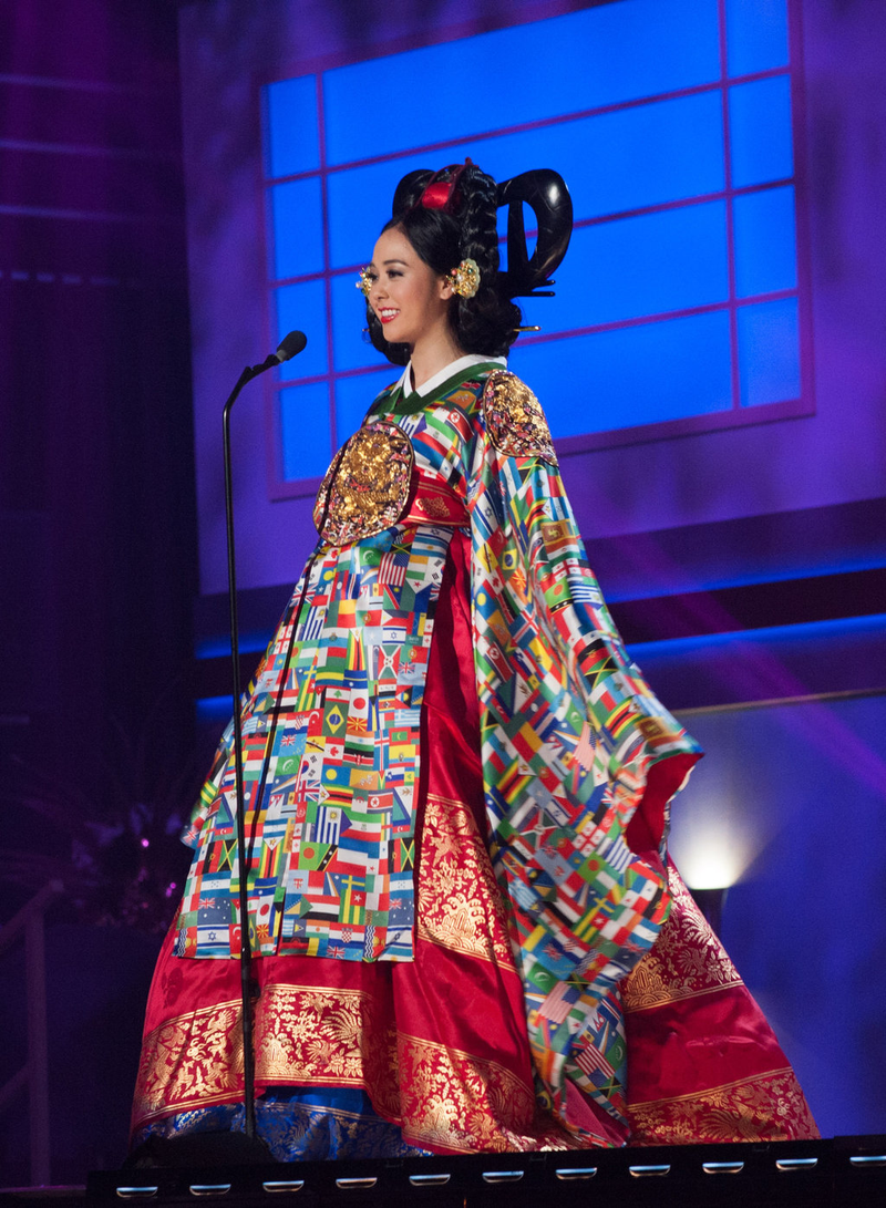 Illustration for article titled 2015 Miss Universe National Costumes: An Asshole's Review (Part 2)